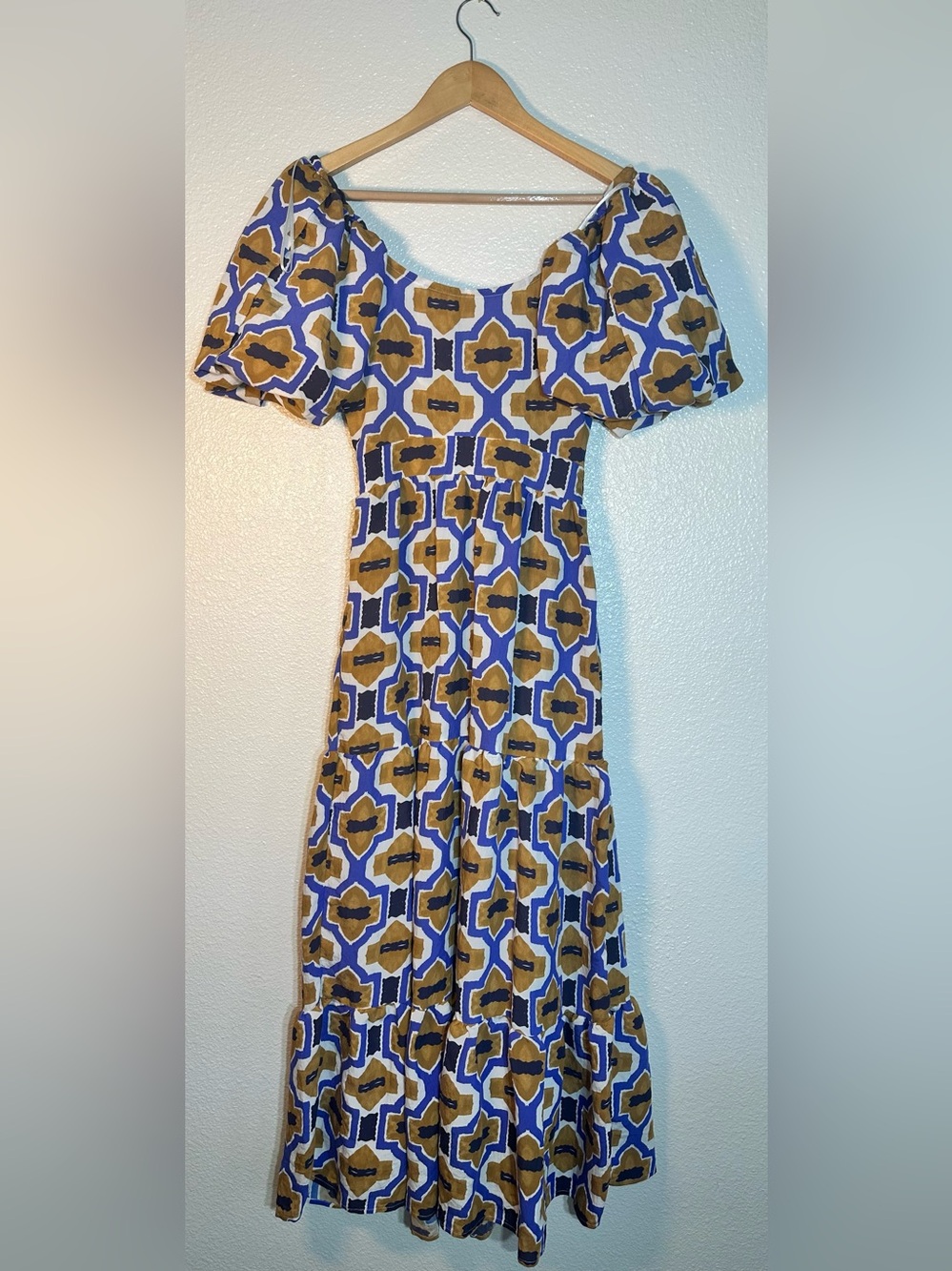 Anthropologie Patterned Cut Out Puff-Sleeve Maxi Dress in Mustard & Blue XSP - Picture 4 of 8